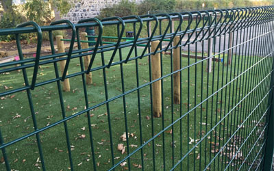 Welded Wire Mesh Fence is different from other guardrail