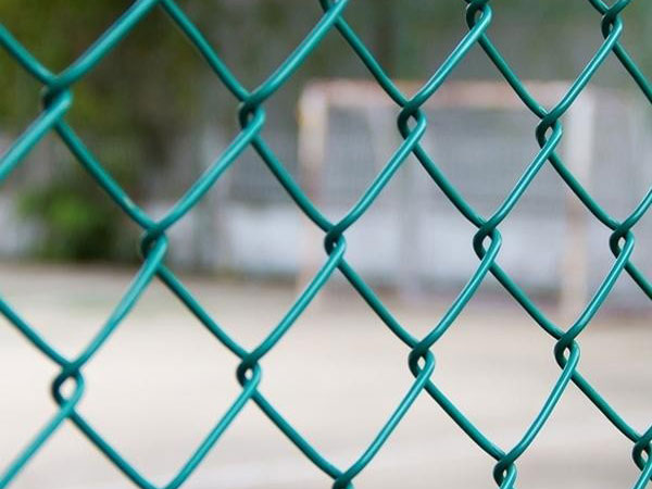 What are the types of fences