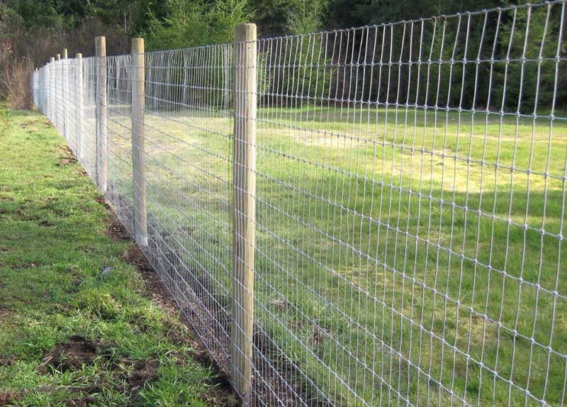 Prairie nets are generally made of hot-dip galvanized wire
