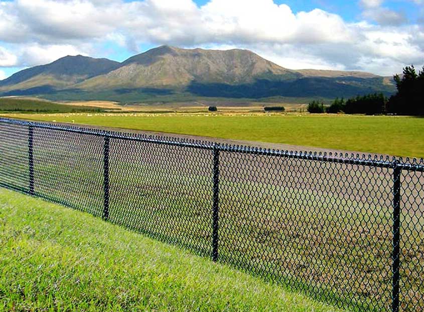 Cost-Effective of chain link fence