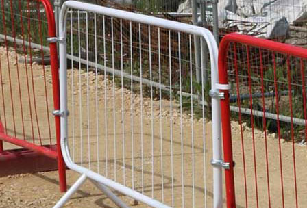 Crowd control barrier products that can be used multiple times