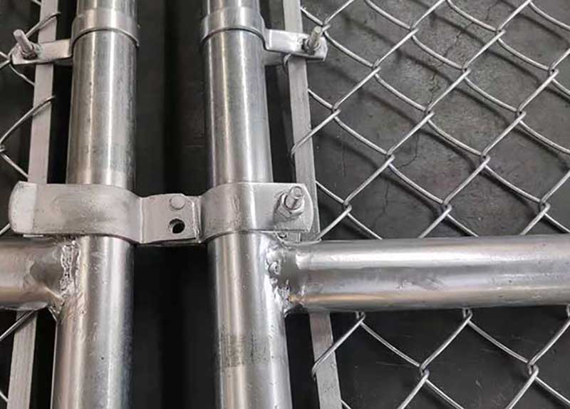 Chain link fence spraying process steps