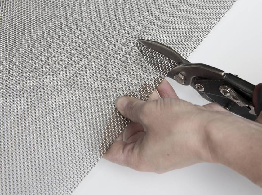 Metal woven mesh is widely used in architecture, interior design and industrial applications