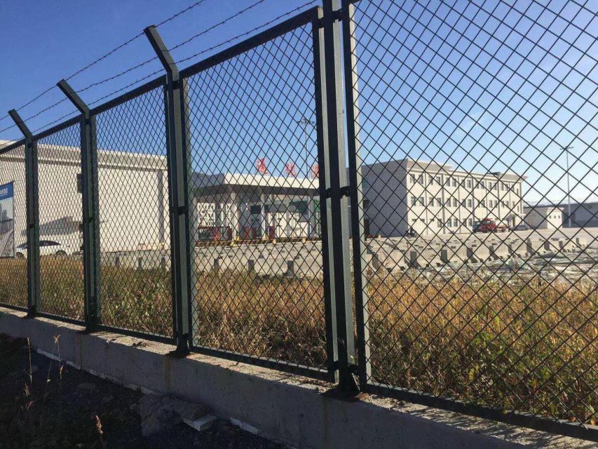 metal fencing is a very effective material for protecting buildings and places.