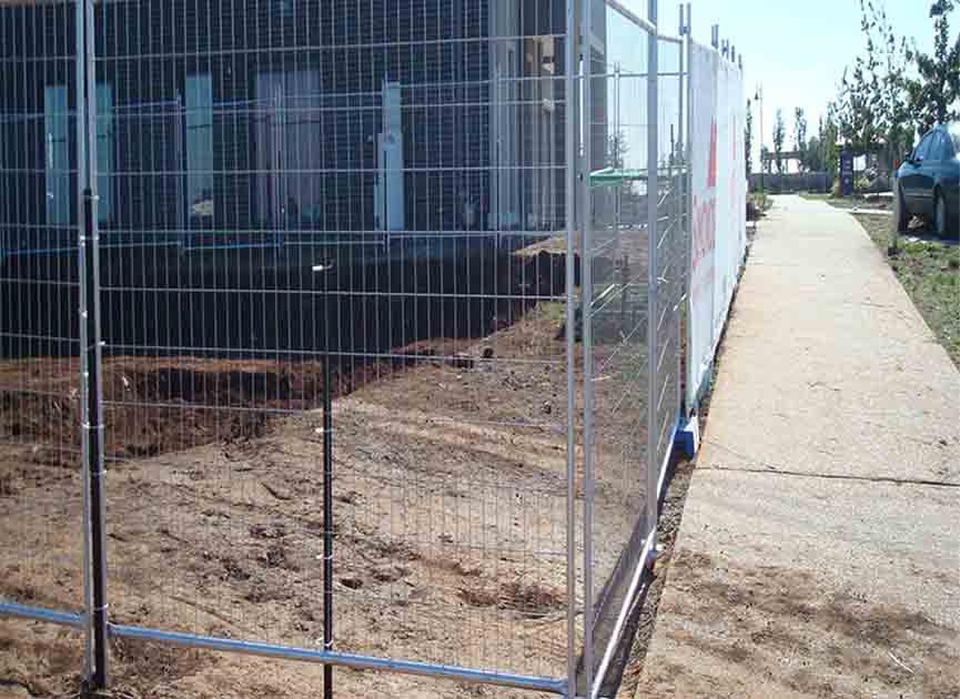 Temporary fences provide several benefits to the country as a whole