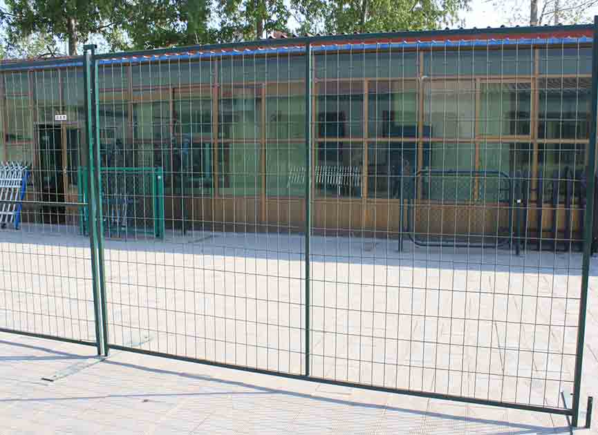 Temporary fences provide several benefits to the country as a whole