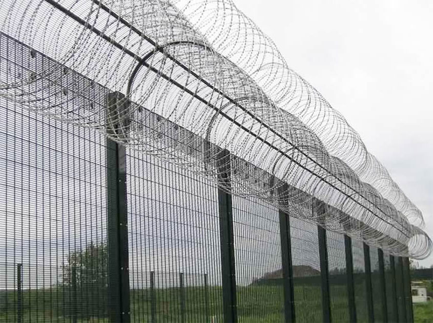 Invest in Robust Airport Security Fences for Unparalleled Protection