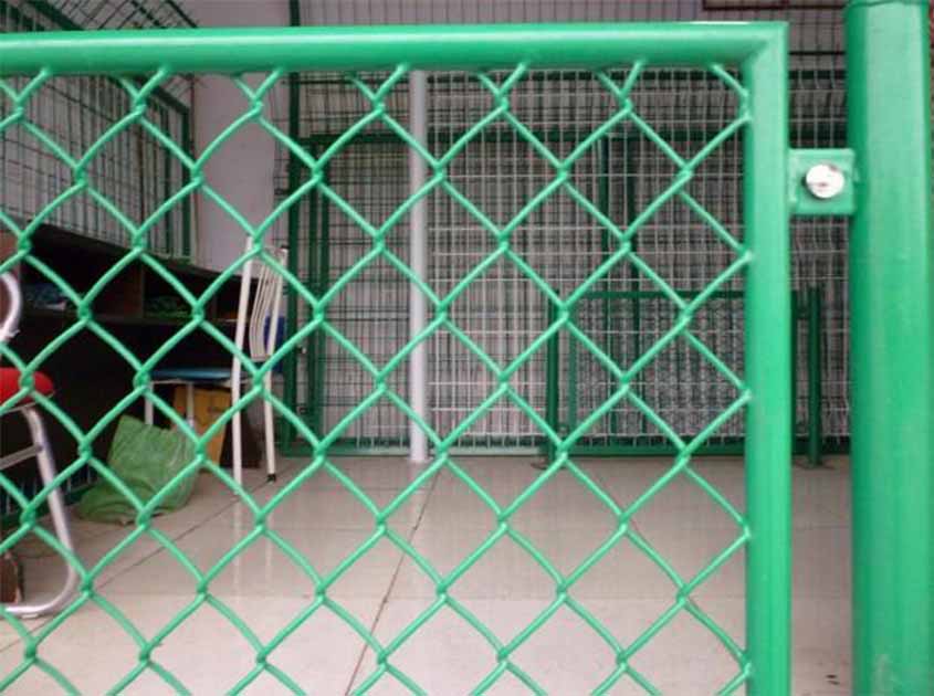 Versatile and Affordable: The Benefits of Chain Link Fencing