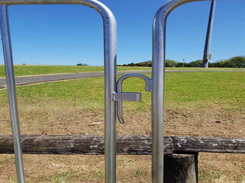 Crowd Control Barriers: Protecting Pedestrian Safety in Busy Area