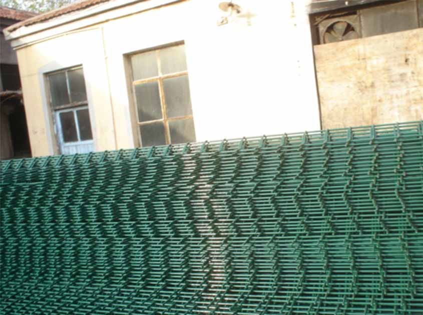 High-strength Design: Strong Structure of Welded Wire Mesh Fence