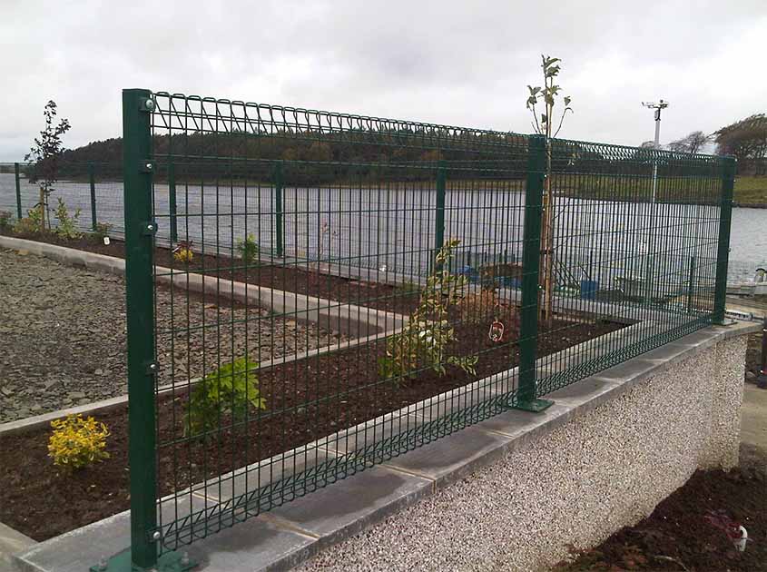 BRC Fences and Rolled Top Fences: The Reliable Choice for BRC Fence Systems