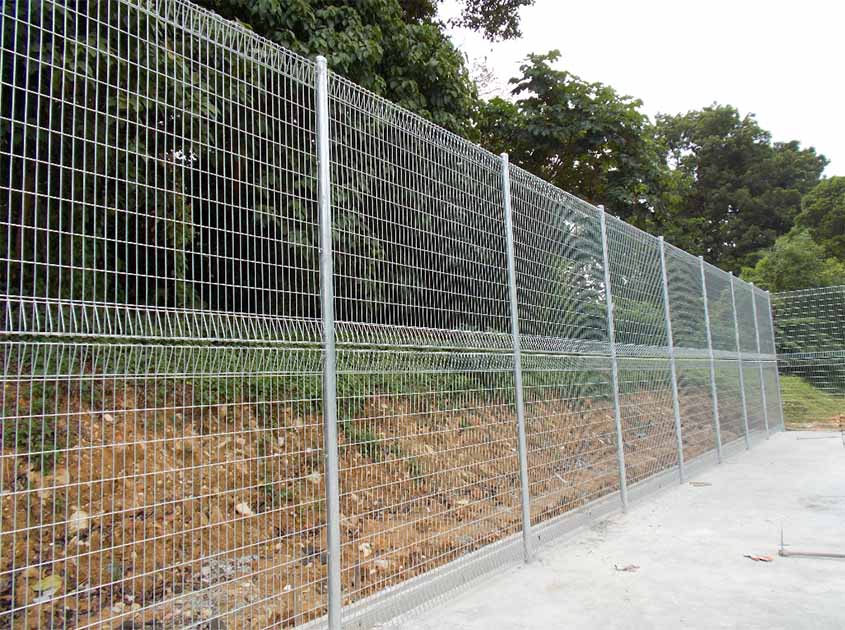 BRC Fences and Rolled Top Fences: The Reliable Choice for BRC Fence Systems