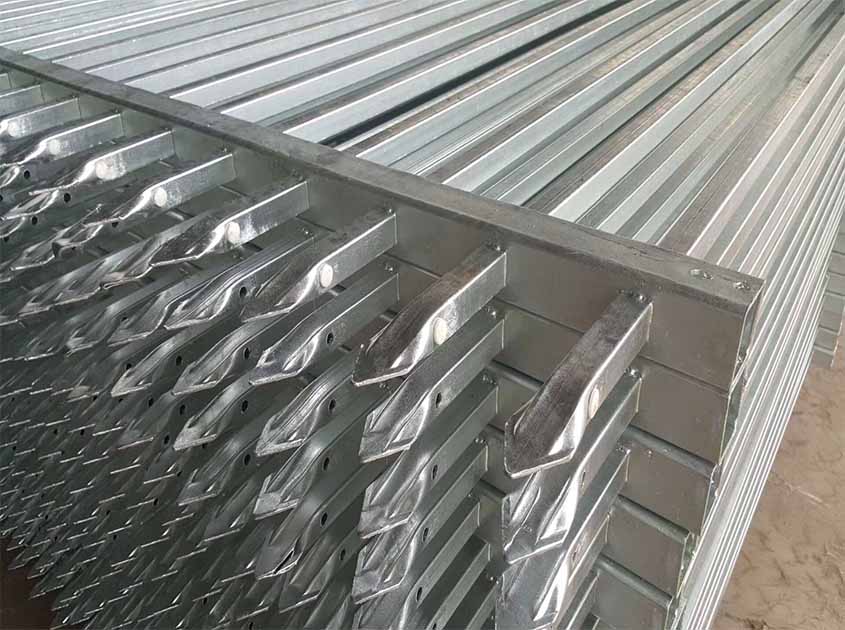 Protecting Property and People: Pyramid Mesh Fence for Commercial and Residential Applications