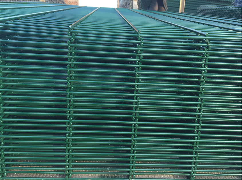 Double Wire Mesh Fence: Reinforced Security - Double the Strength with Double Wire Mesh Fence