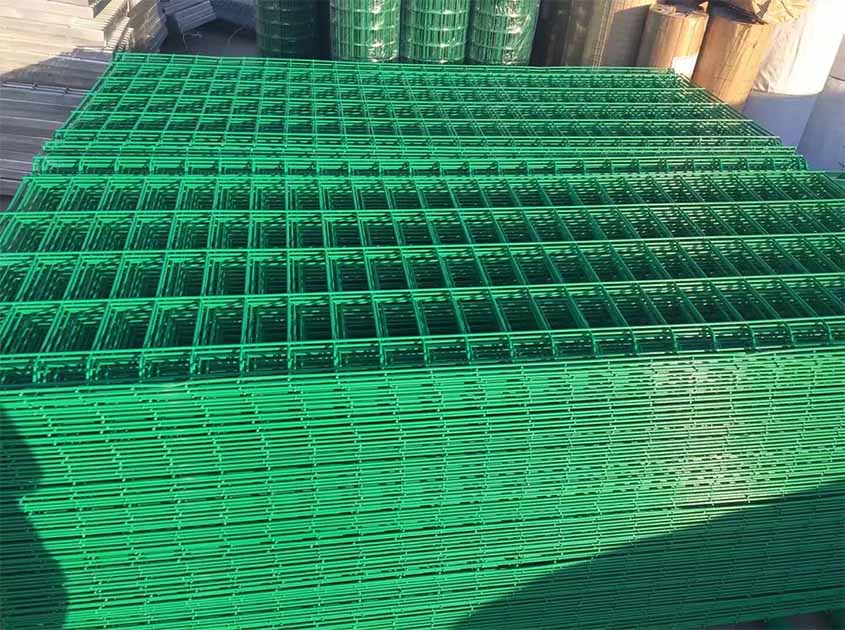 Welded Mesh Panel Fence: Versatile and Reliable Perimeter Solution