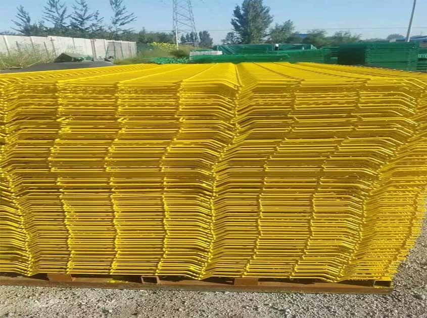Welded Mesh Panel Fence: Versatile and Reliable Perimeter Solution