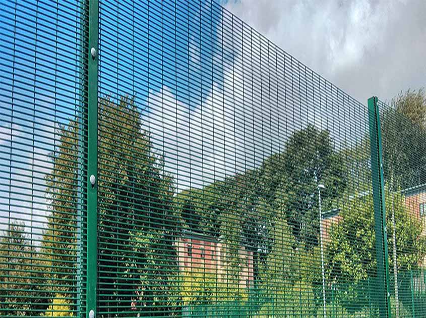 Use the 358 Fence to uncover the secrets of the Sturdy Shelter