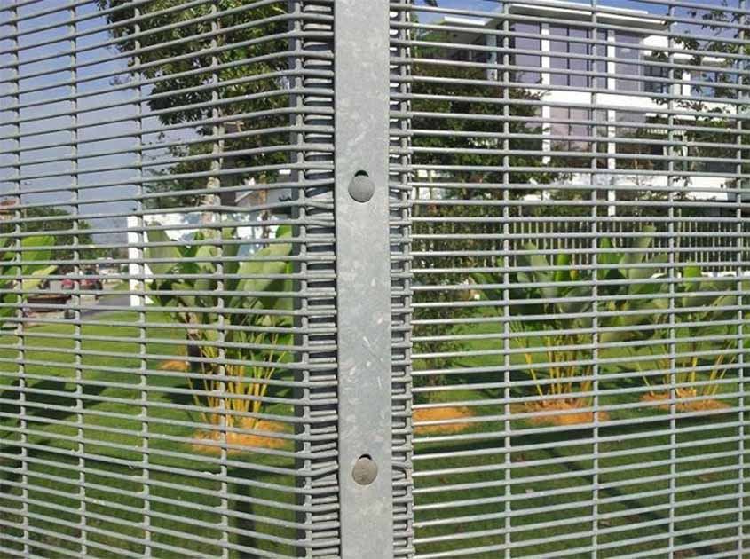 Can the 358 fence be customized to fit specific property requirements?cid=5