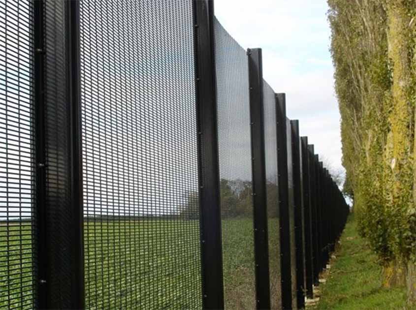 Can the 358 fence be customized to fit specific property requirements?cid=5