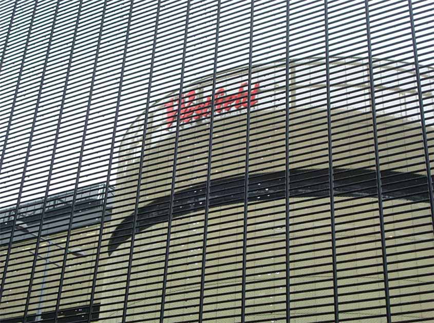 358 Fencing for Prisons and Correctional Facilities: Maximum Security and Durability