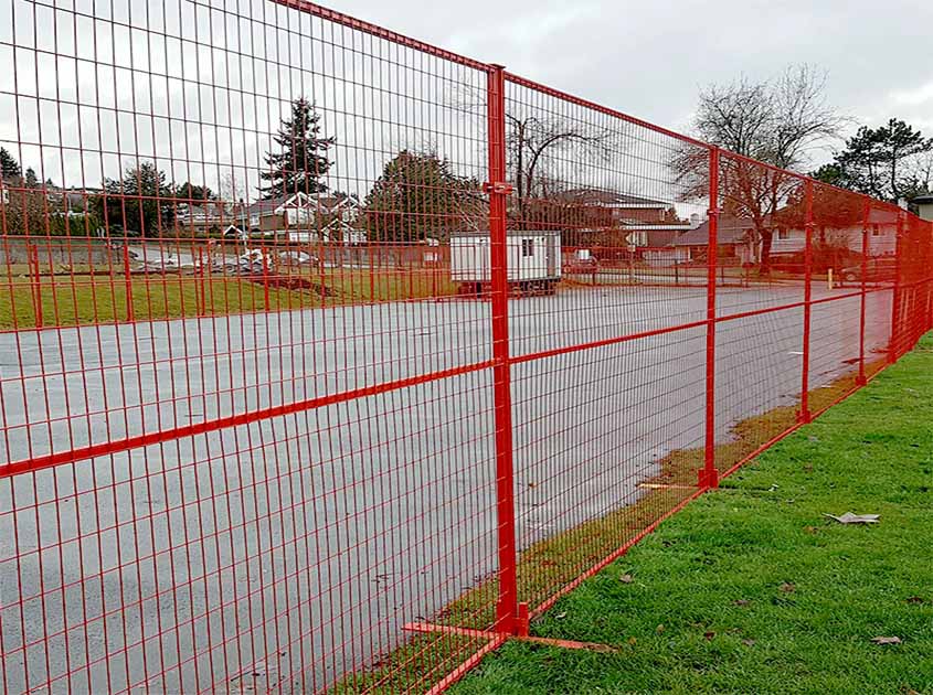 Exploring the Versatility of Canada temporary fence for Agricultural Applications in Canada