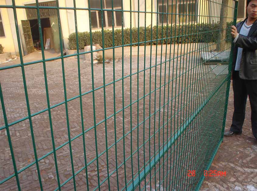 Exploring the Versatility of Canada temporary fence for Agricultural Applications in Canada