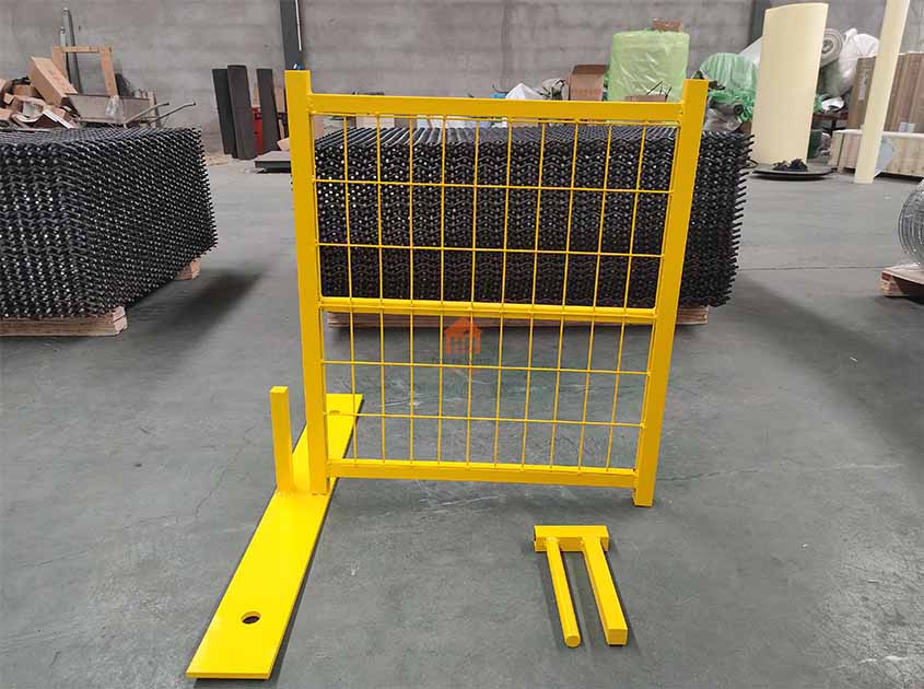 Securing Outdoor Spaces: Applications of Canada temporary fence