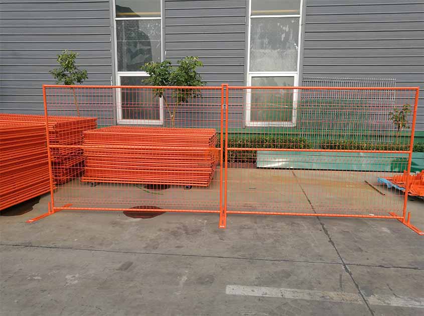 Securing Outdoor Spaces: Applications of Canada temporary fence