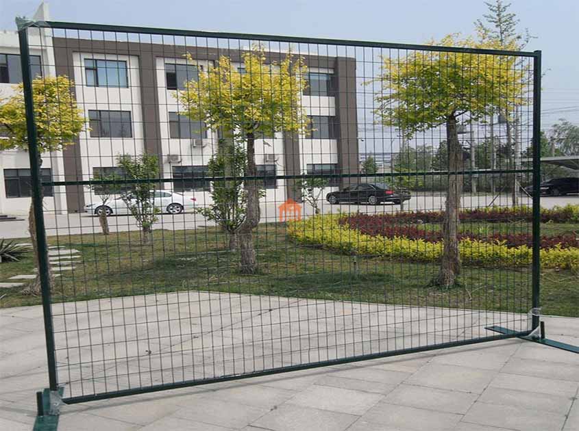 Canada temporary fence for Public Parks and Recreational Areas