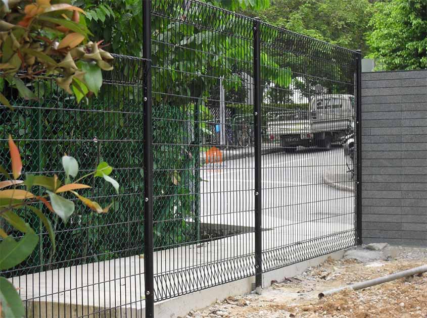 The role of brc Mesh fence net in highway infrastructure and road safety measures