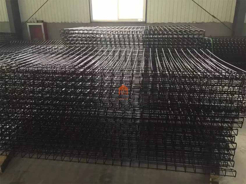 The role of brc Mesh fence net in highway infrastructure and road safety measures