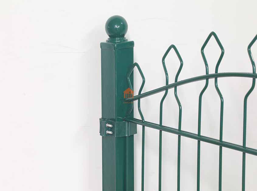 Dealing with Rust on a Double Wire Mesh fence - Finding the Perfect Balance