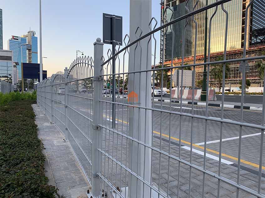 The Materials Used in Double Wire Mesh fence-Assessing Quality