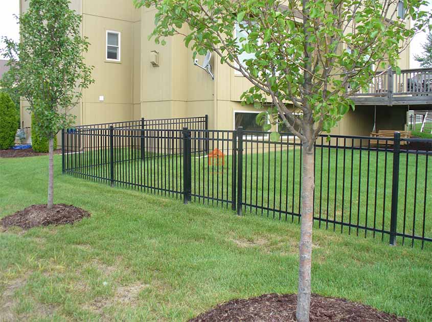 Eco-Friendly Pyramid Mesh Fence: Sustainable Materials For Green Projects