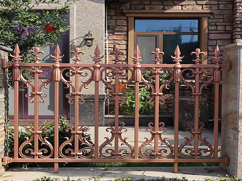 Creating Eye-Catching Perimeters with Pyramid Mesh Fence Designs