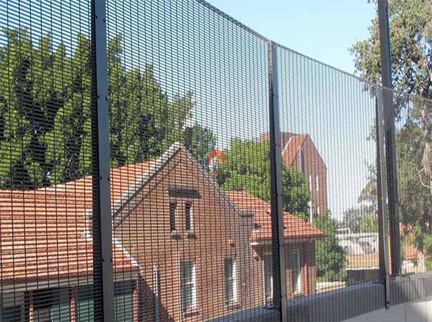 358 Fence: Unyielding Protection Redefined - A Showcase of Effectiveness