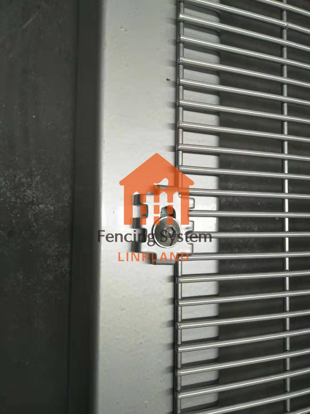 Anti-climb fence vs. Other High Security Fences: Which Anti-Climb Works Best