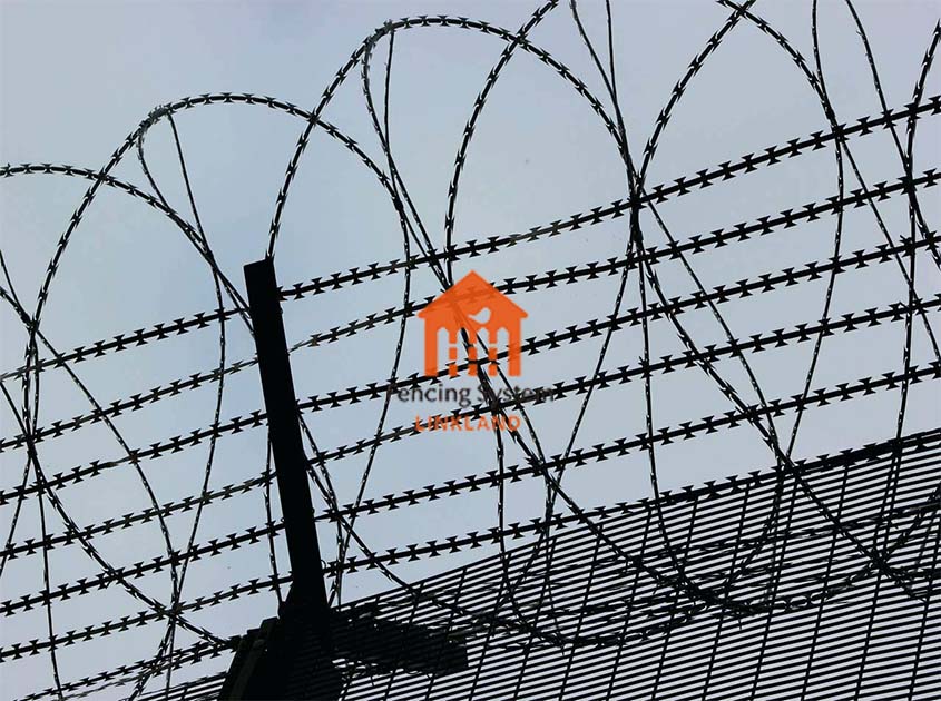 Customer Testimonials: Successful Cases of Airport Fencing