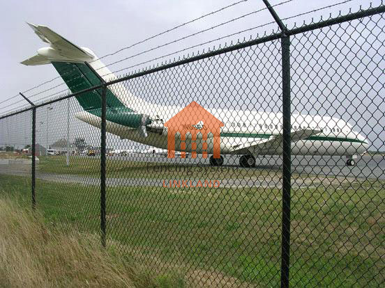 Airport fence: An Overview of Its Regulatory Requirements and Standards