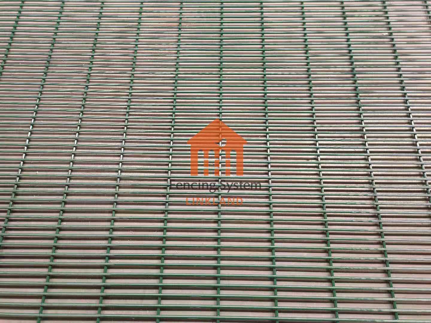 Benefits of Using a 358 security fence for Perimeter Security and Access Control