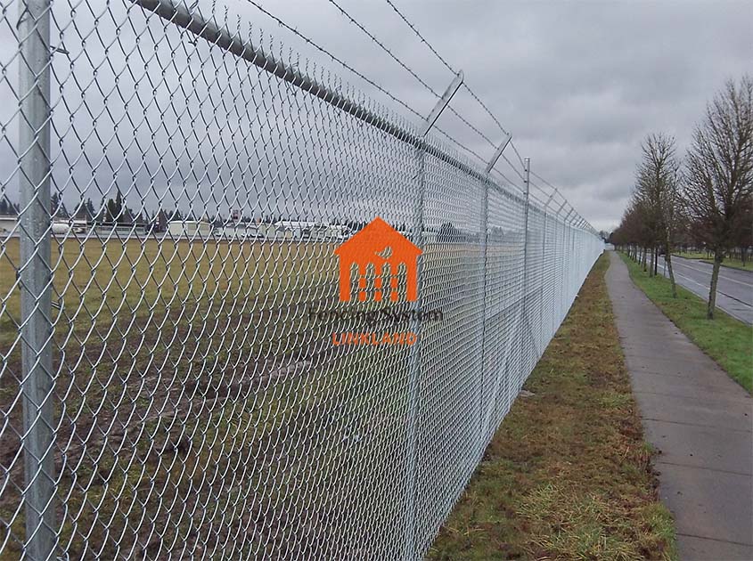 Airport fence: An Important Part of Aviation Safety