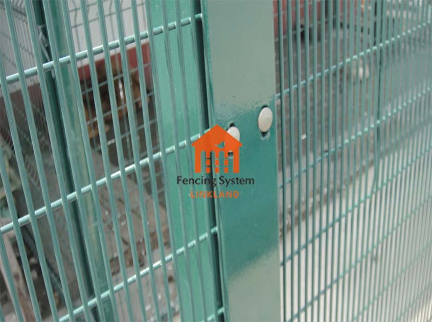 Anatomy of an anti-climb fence: Understanding the Structure