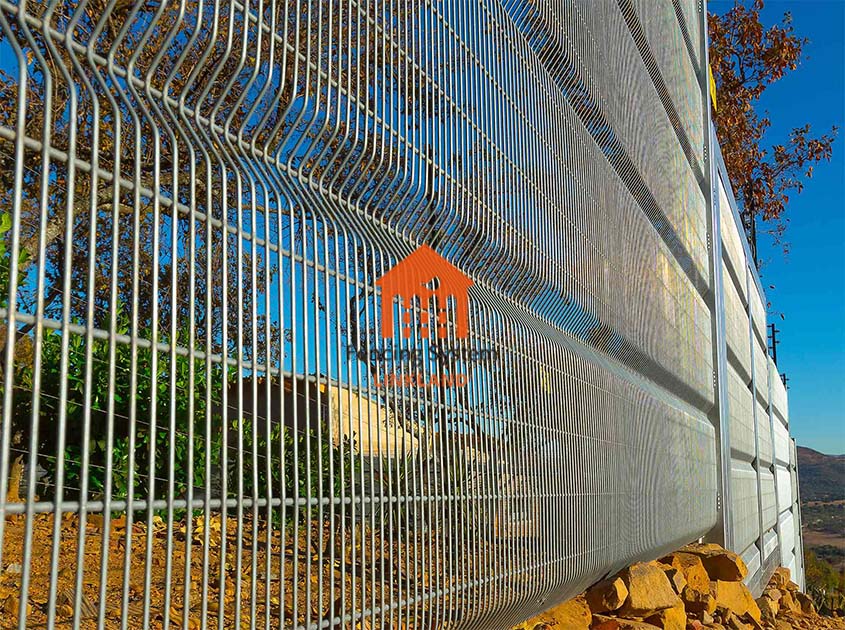 The Science of anti-climb fence: Psychological Deterrence and Intruder Behavior