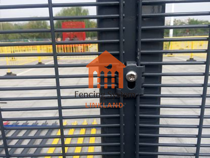 An In-Depth Look at anti-climb fence: Components and Functions Explained