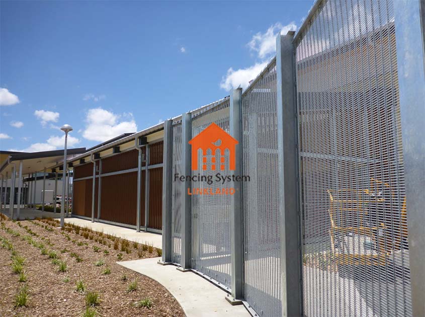 Evaluate the Performance and Durability of the 358 Security Fence System