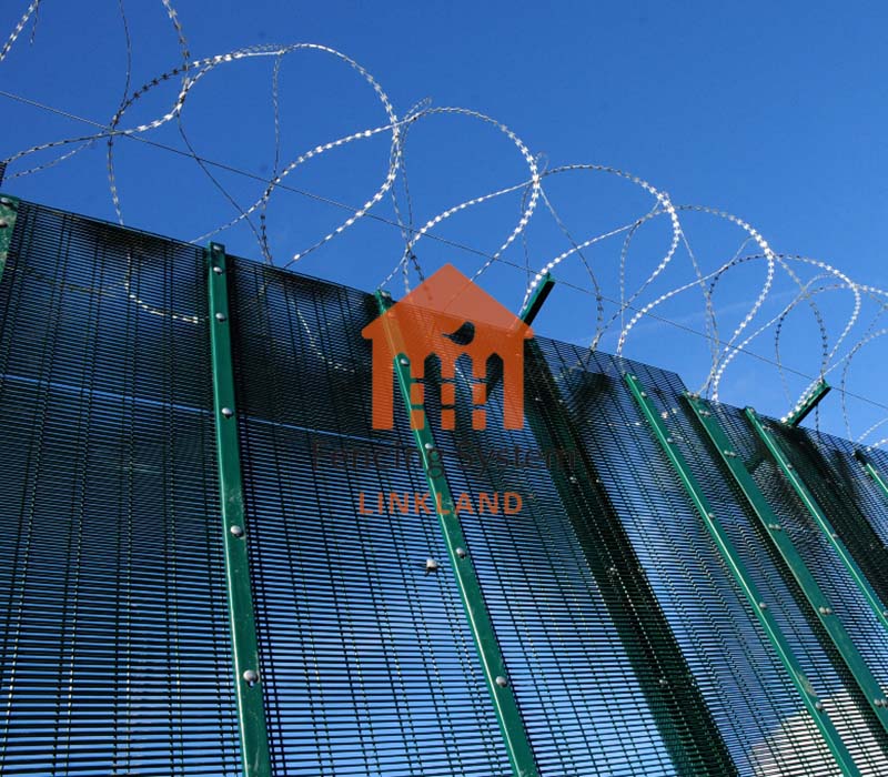 The Importance of Airport fence: Protecting Airport Infrastructure