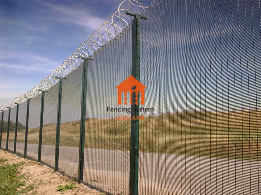 The Importance of Airport fence: Protecting Airport Infrastructure