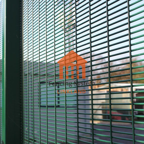 358 security fence Standard: Compliance 358 security fence Standard: Compliance