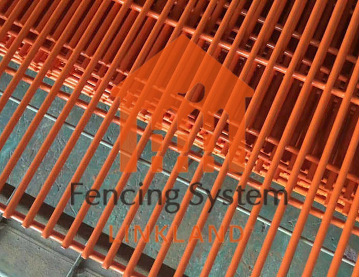 anti-climb fence coating: Corrosion resistant
