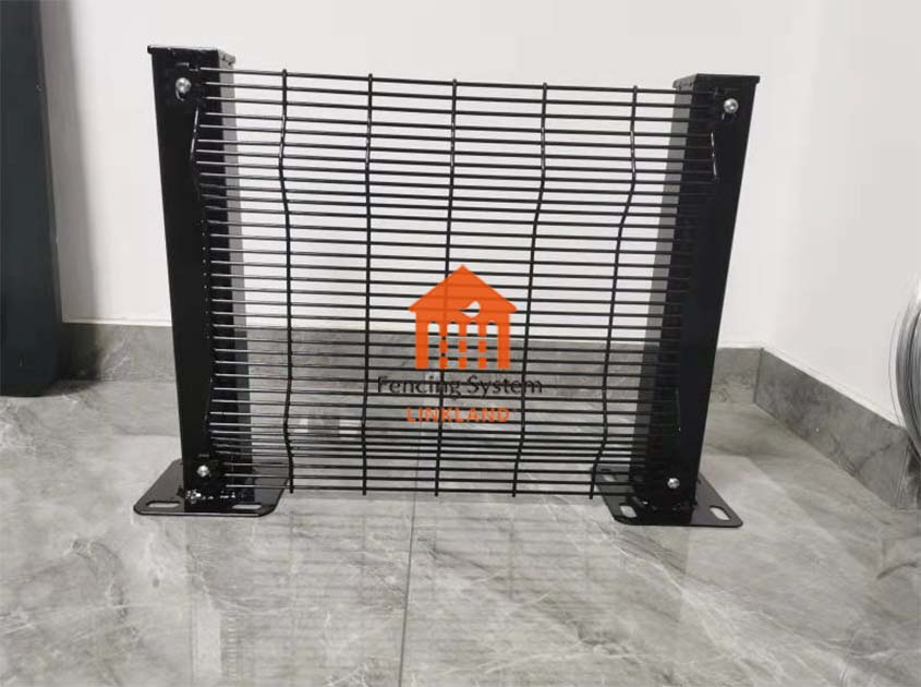 Anatomy of a 358 security fence: Understanding Components and Structure